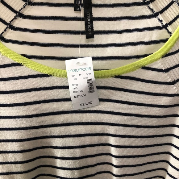 Women’s light knit short sleeve sweater NWT Sz Med - Picture 2 of 7